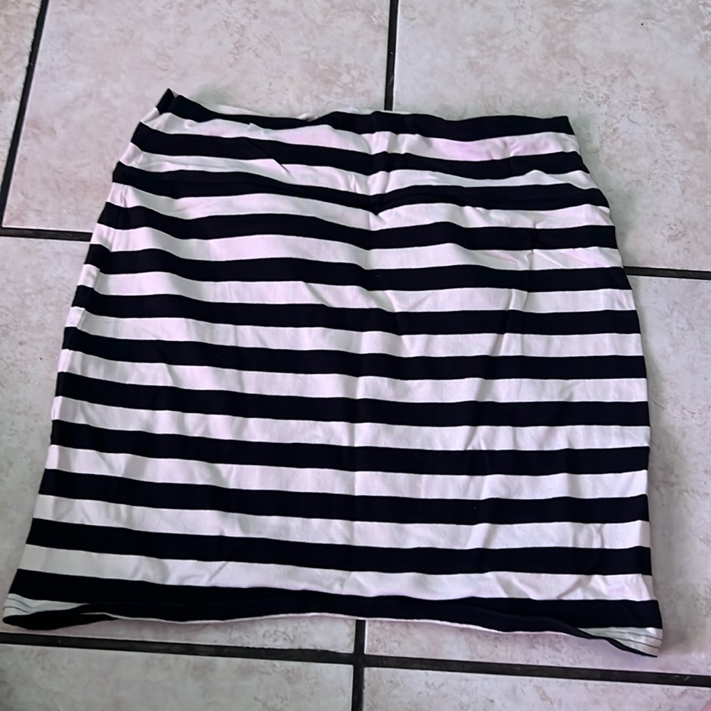 Black and white skirt